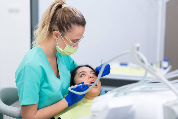 Best Emergency Dentist for Knocked-Out Tooth in Briarcliff, TX
